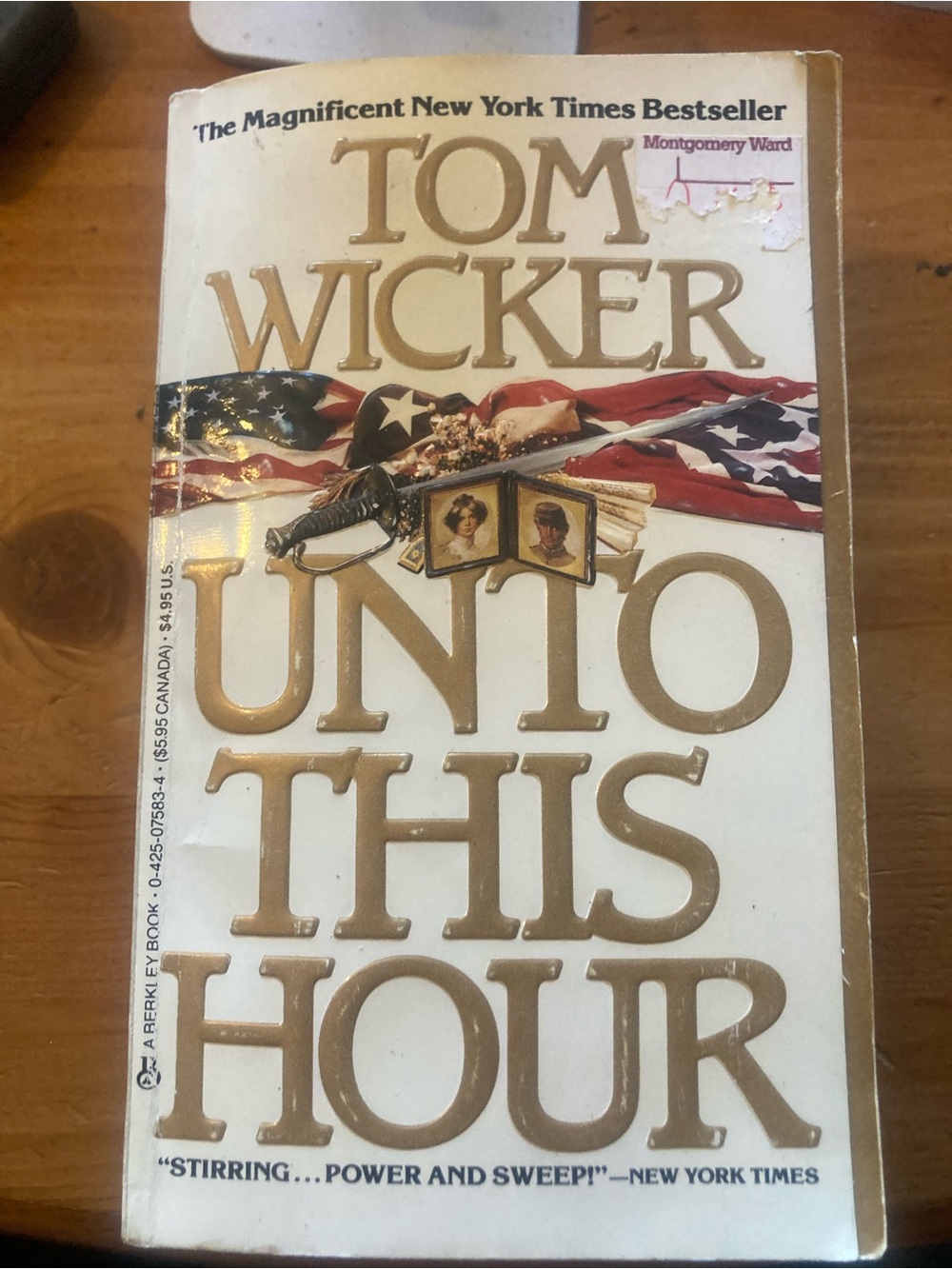 Tom Wicker "Unto This Hour" Paperback Book - White & Gold Cover